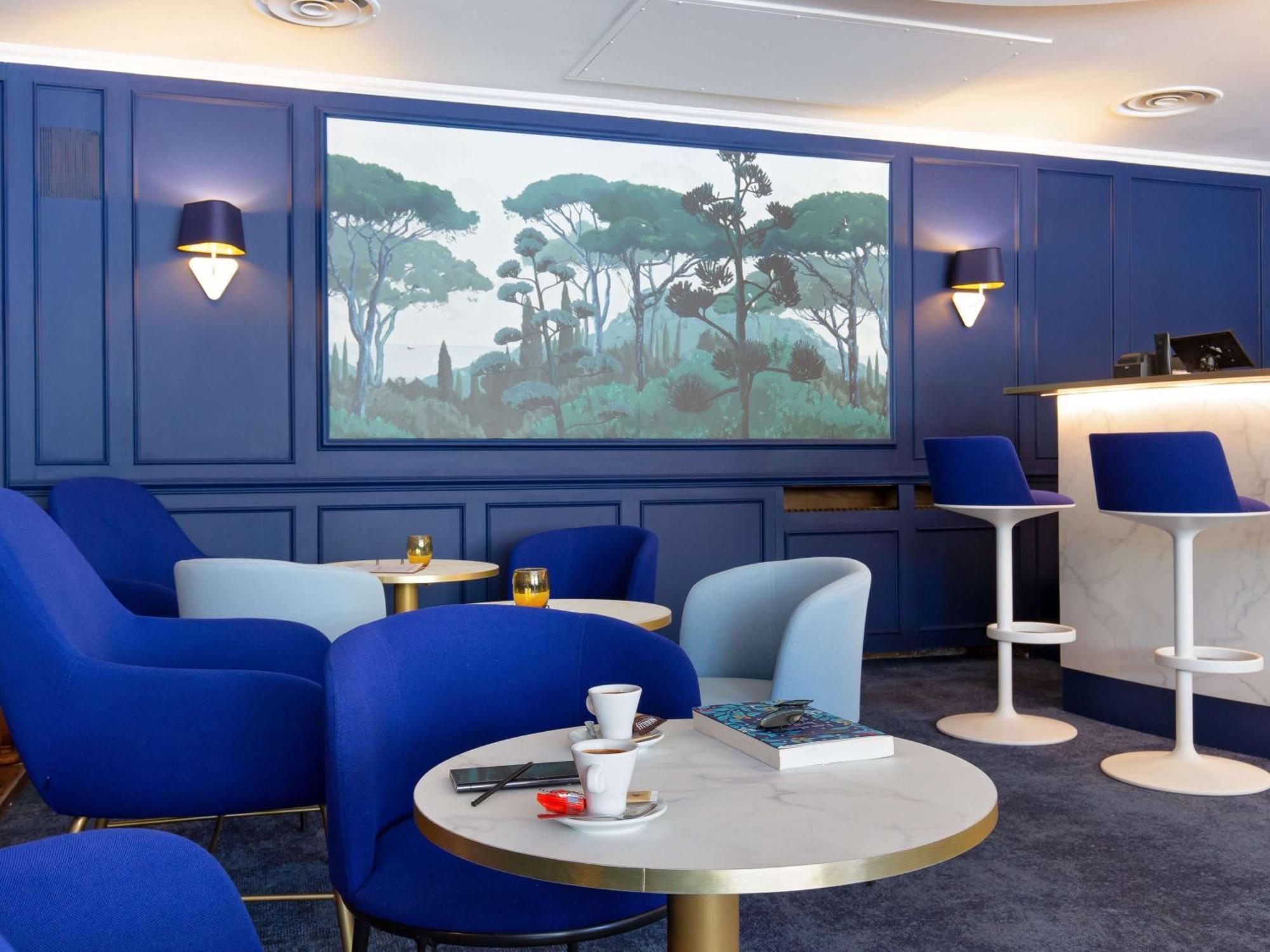 Mercure Centre Bompard La Corniche 4*